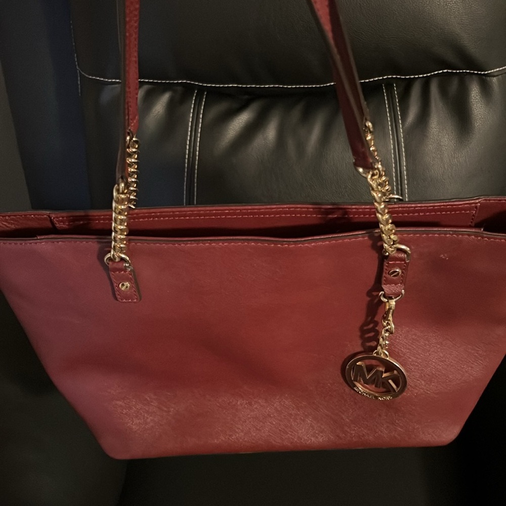 Michael Kors burgundy large bag - Picture 3 of 9